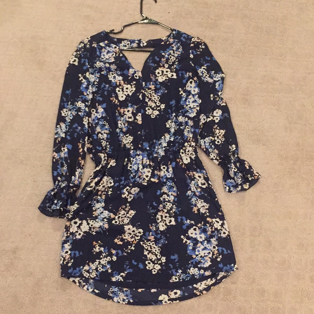 Lila Rose blue floral long sleeve dress, size 2